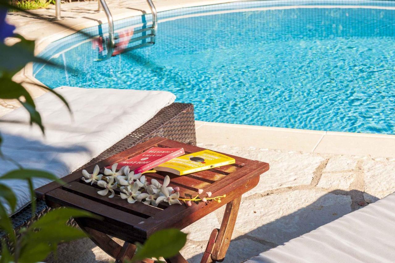 Mounty Island Villas Avra-Calma Lazaráta Buitenkant foto